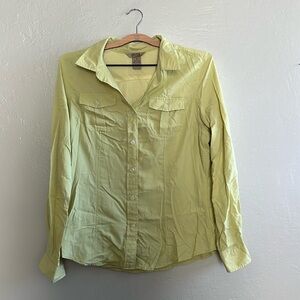 Duluth Trading Co Green Button-Up